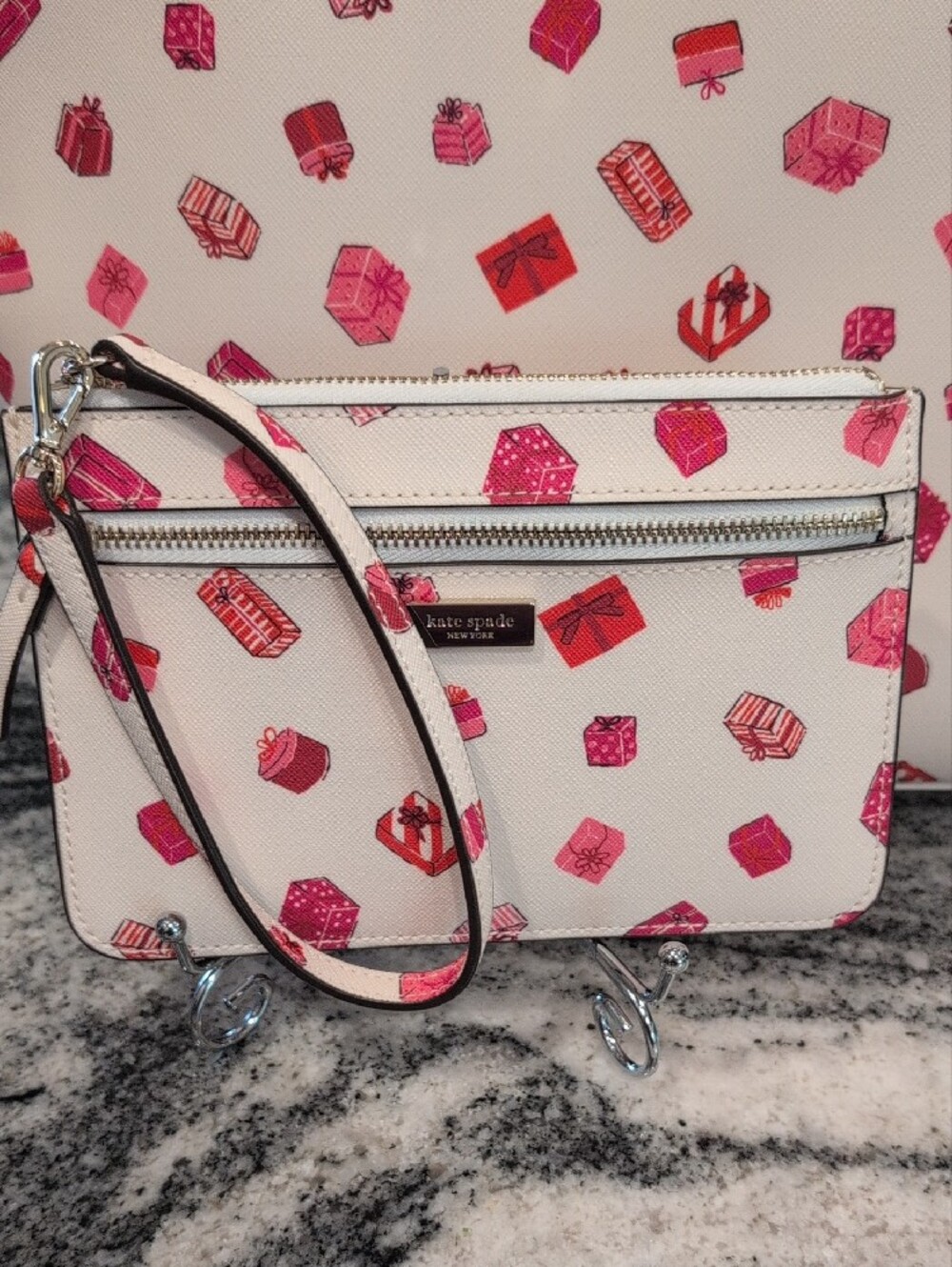 kate spade Shore Street Margareta Tote & Matching Wristlet - Picture 3 of 8